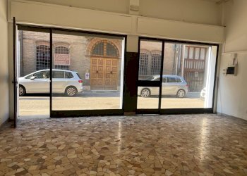 Foto 4 - Negozio Via Ludovico Ariosto, Ferrara - foto 4