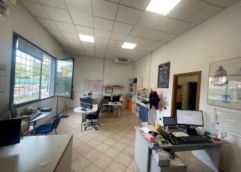 Foto 1 - Office Via Giuseppe Bongiovanni, Ferrara - photo 1
