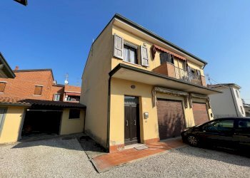 Foto 2 - Negozio Via Della Crispa, Ferrara - foto 2