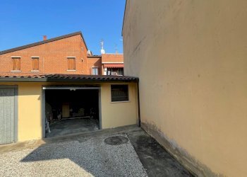 Foto 3 - Negozio Via Della Crispa, Ferrara - foto 3