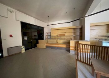 Foto 5 - Negozio Via Della Crispa, Ferrara - foto 5