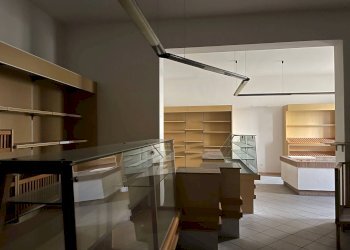 Foto 12 - Negozio Via Della Crispa, Ferrara - foto 12