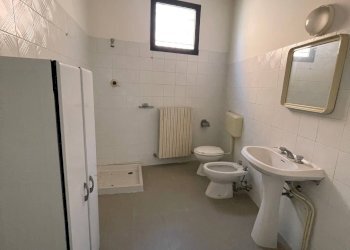 Foto 13 - Negozio Via Della Crispa, Ferrara - foto 13