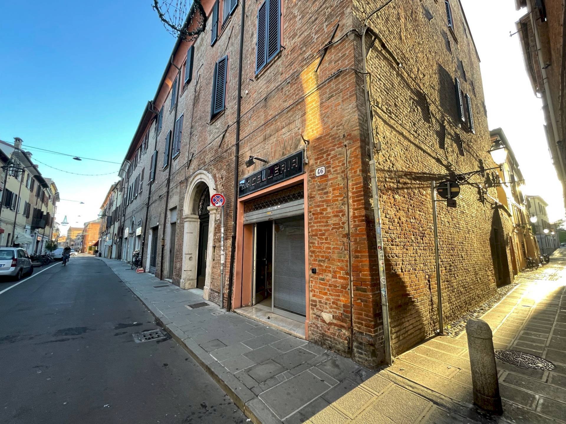 Foto 2 - Negozio Via Carlo Mayr, Ferrara - foto 2