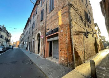 Foto 2 - Negozio Via Carlo Mayr, Ferrara - foto 2