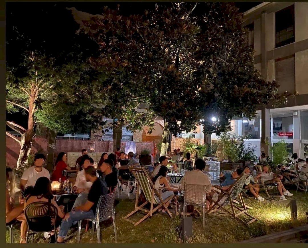 Foto 3 - Commercial Activity Corso Porta Reno, Ferrara - photo 3