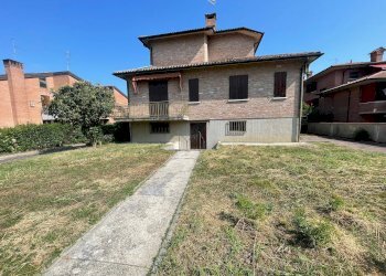 Foto 2 - Casa indipendente Via Val D'agosta, Ferrara - foto 2