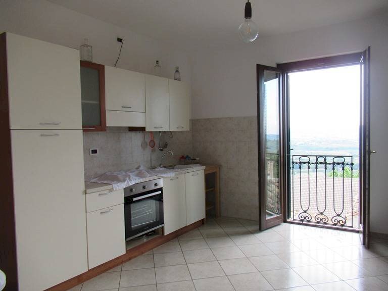 Foto 2 - Three-room apartment c.so dante alighieri
 
70, Alanno - photo 2