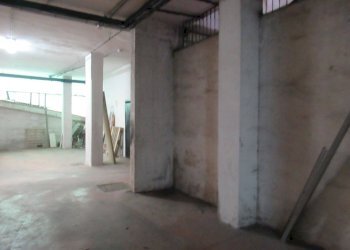 Foto 5 - Box viia del circuito
 
388, Pescara - foto 5