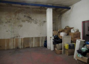 Foto 7 - Box viia del circuito
 
388, Pescara - foto 7