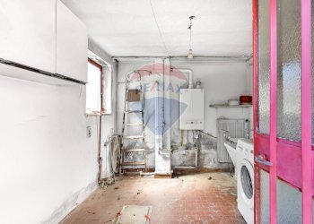 Deposito/lavanderia - Villa via Como
 
31/11, Bollate - photo 28