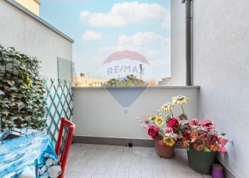 Terrazza - Quadrilocale piazza C. Colombo
 
9, Brugherio - foto 26