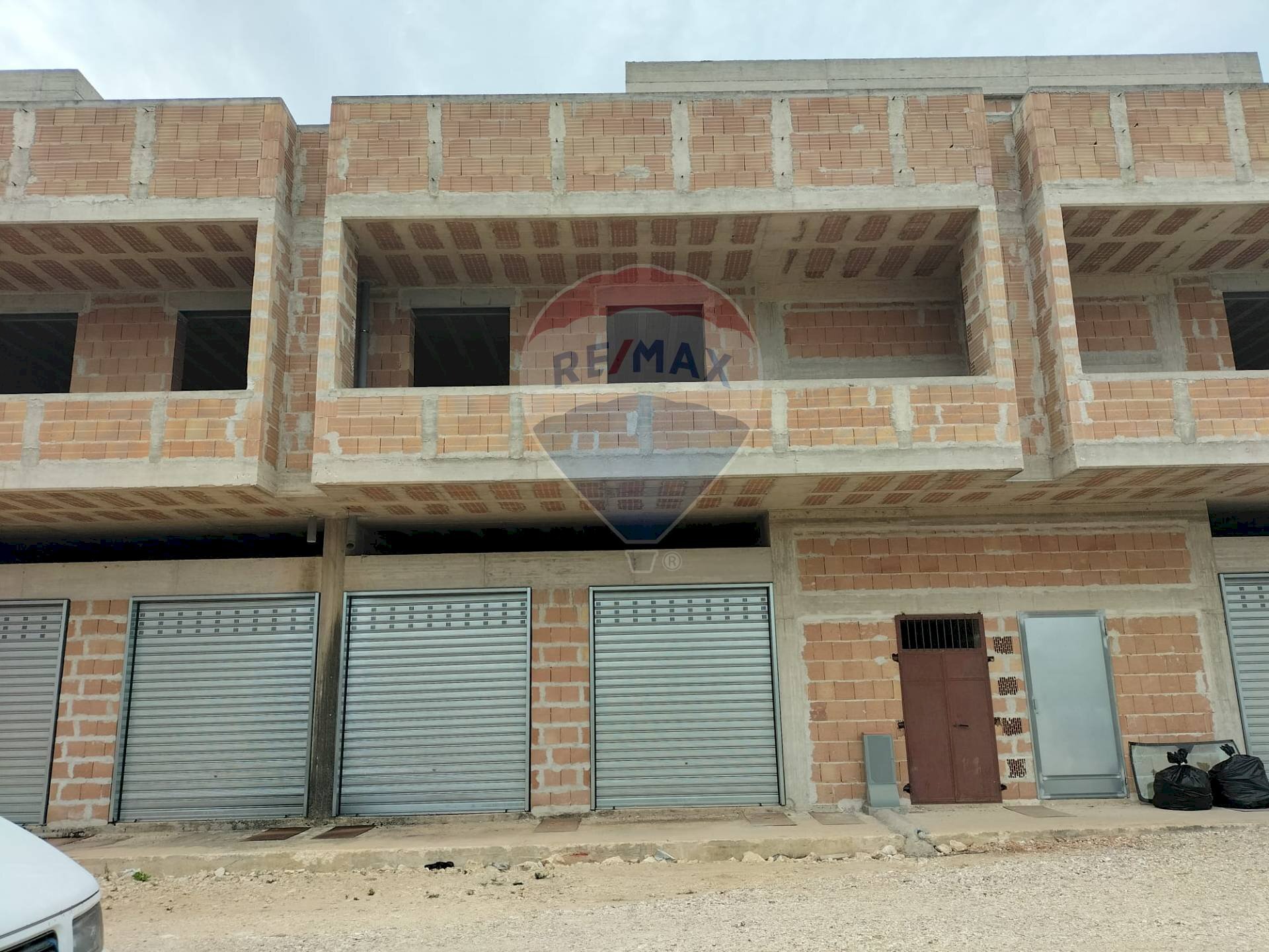 Edificio all\'aperto - Stable - Palace Via Giuseppe Tatarella
 
snc, Noicàttaro - photo 1