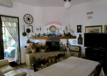 Soggiorno - Villa Via degli Ulivi
 
123, Grottaglie - foto 12