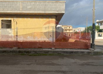 Edificio all\'aperto - Villa Martin Luther King
 
2, Salice Salentino - foto 5