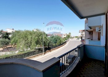 Balcone - Quadrilocale Via Vecchia Casamassima
 
10, Turi - foto 3