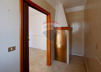 Hall / corridoio - Quadrilocale Via Vecchia Casamassima
 
10, Turi - foto 7