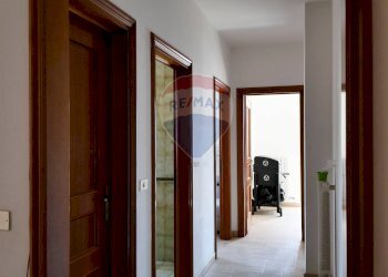 Hall / corridoio - Quadrilocale Via Vecchia Casamassima
 
10, Turi - foto 9