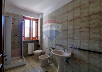 Bagno - Quadrilocale Via Vecchia Casamassima
 
10, Turi - foto 10