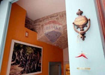 Dettagli - Locale Commerciale Via Vico Freddo
 
10, Giovinazzo - foto 6