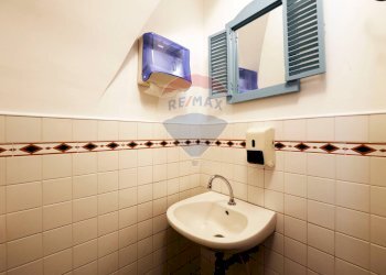 Bagno - Locale Commerciale Via Vico Freddo
 
10, Giovinazzo - foto 14