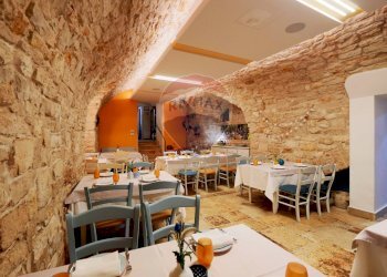 Cucina - Locale Commerciale Via Vico Freddo
 
10, Giovinazzo - foto 23