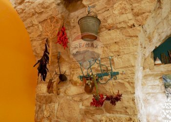 Dettagli - Locale Commerciale Via Vico Freddo
 
10, Giovinazzo - foto 28