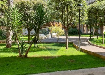 Giardino - Ufficio Via Camillo Rosalba
 
46, Bari - foto 3