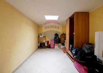 Soggiorno - Casa indipendente Vico Villari
 
4-6-8, Triggiano - foto 15