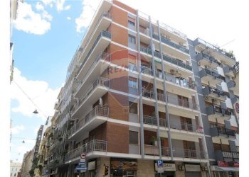 Edificio all\'aperto - Trilocale Via Michele Garruba
 
44, Bari - foto 1
