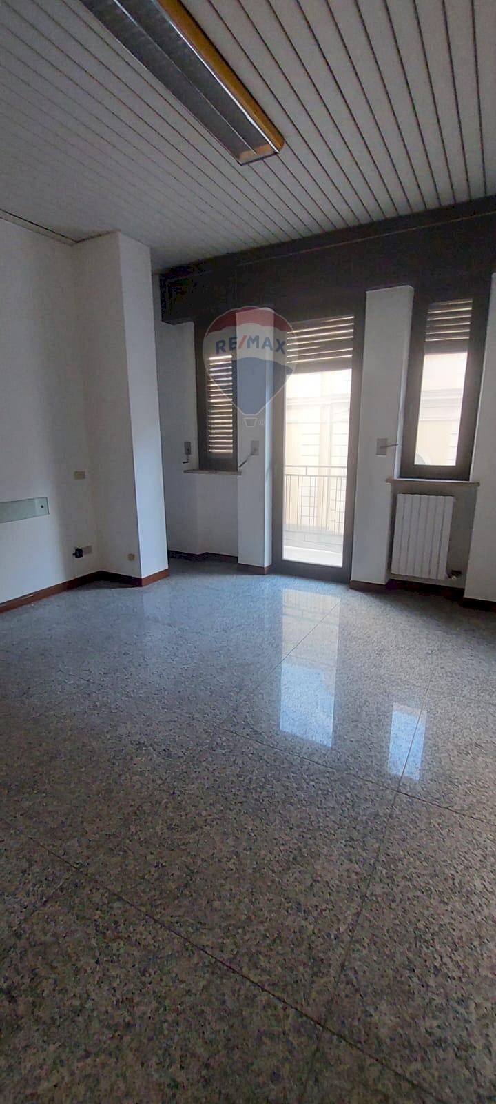Stanza vuota - Office Via Principe Amedeo
 
26, Taranto - photo 3