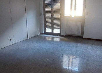 Stanza vuota - Ufficio Via Principe Amedeo
 
26, Taranto - foto 6