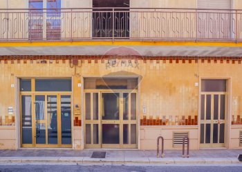 Edificio all\'aperto - Casa indipendente Via Coriolano
 
14, Acquaviva delle Fonti - foto 1