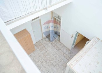 Scale - Casa indipendente Via Coriolano
 
14, Acquaviva delle Fonti - foto 11