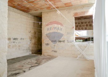 Stanza vuota - Casa indipendente Via Coriolano
 
14, Acquaviva delle Fonti - foto 20