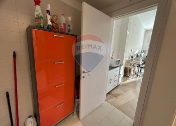 Hall / corridoio - Ufficio Via Camillo Rosalba
 
46, Bari - foto 8