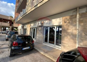 Edificio all\'aperto - Ufficio Via Camillo Rosalba
 
46, Bari - foto 16