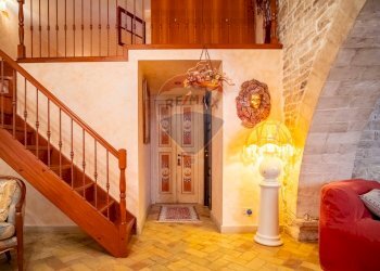 Scale - Independent house Via Spirito Santo
 
37, Giovinazzo - photo 9