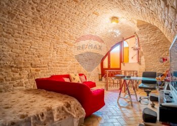 Sala da pranzo - Independent house Via Spirito Santo
 
37, Giovinazzo - photo 34