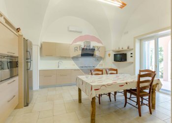 Sala da pranzo - Rustico Villa Gaia Via Guidano
 
snc, Galatina - foto 15