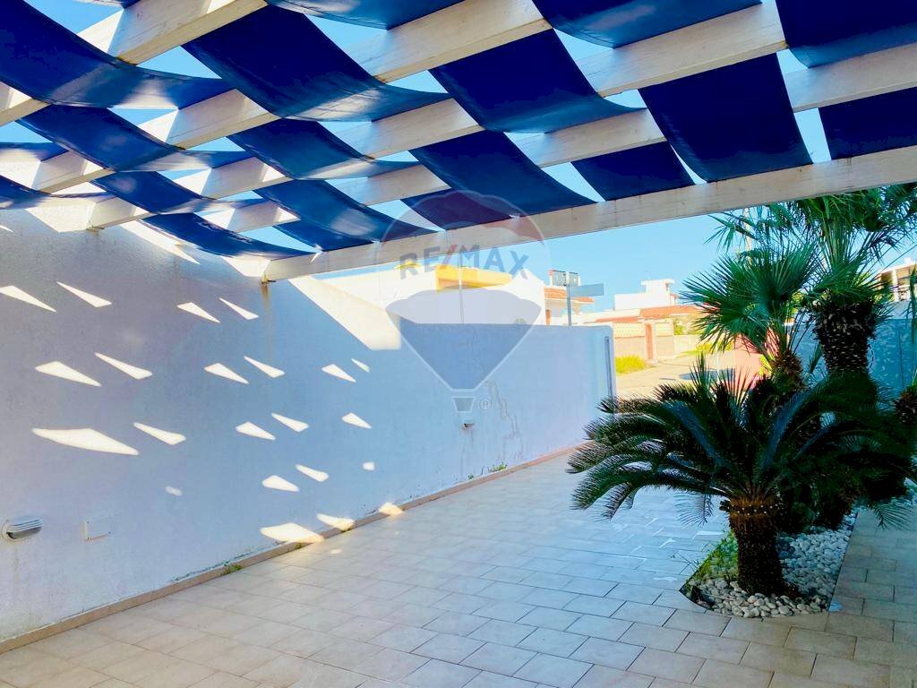 Terrazza - Terraced Villa Via Isole Tremiti
 
18, San Pietro Vernotico - photo 3