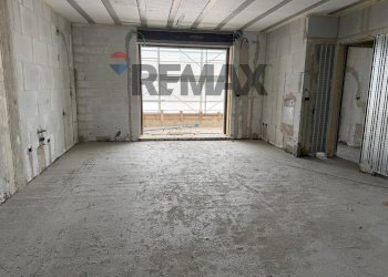 Stanza vuota - Trilocale Via Ospedale Di Venere
 
83, Bari - foto 14