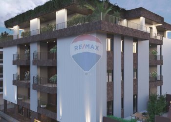 Edificio all\'aperto - Quadrilocale Via Ospedale Di Venere
 
83, Bari - foto 1