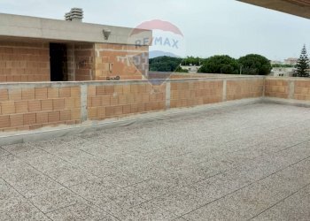 Terrazza - Stabile - Palazzo Via Giuseppe Tatarella
 
snc, Noicàttaro - foto 7