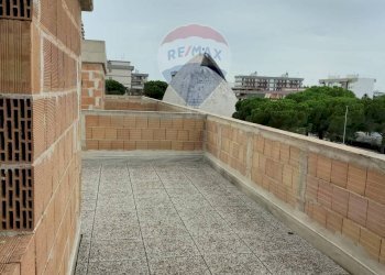 Terrazza - Stabile - Palazzo Via Giuseppe Tatarella
 
snc, Noicàttaro - foto 9