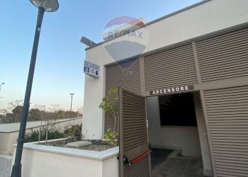 Terrazza - Box Via Orfeo Mazzitelli
 
258, Bari - foto 4