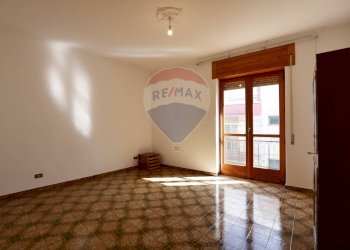 Stanza vuota - Casa indipendente Via Vito Oronzo Colapinto
 
10, Turi - foto 6