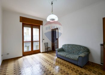 Soggiorno - Casa indipendente Via Vito Oronzo Colapinto
 
10, Turi - foto 8