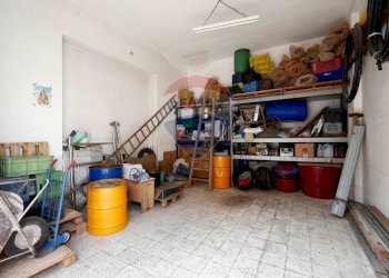 Dispensa di stoccaggio - Casa indipendente Via Vito Oronzo Colapinto
 
10, Turi - foto 20