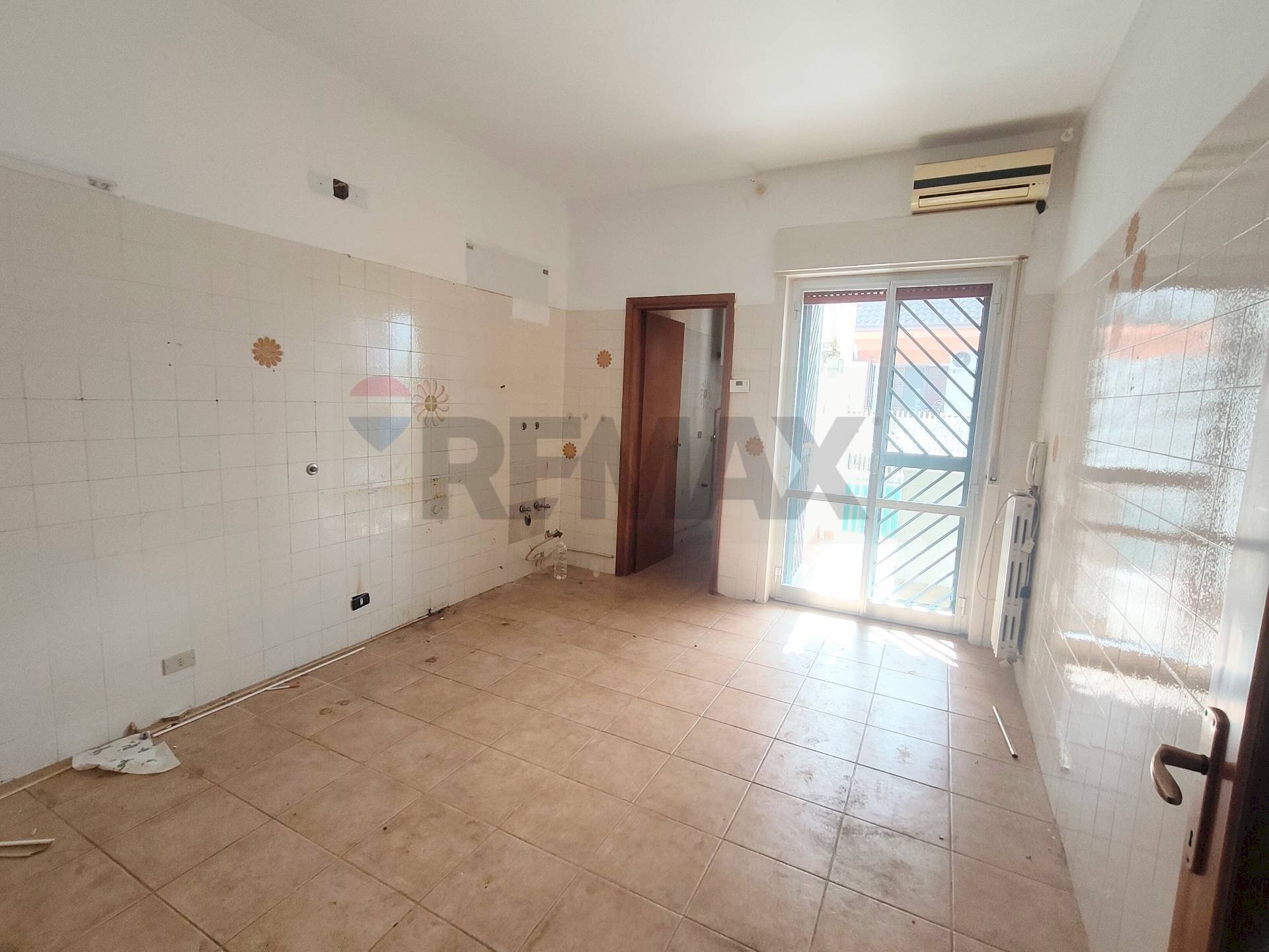 Stanza vuota - Four-room apartment Via XXIV Maggio
50, Bitritto - photo 2